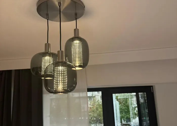 Decebal Overlooking The Boulevard Apartamento